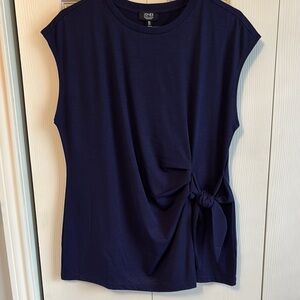 Jones New York Navy Blue Sleeveless Knit Top